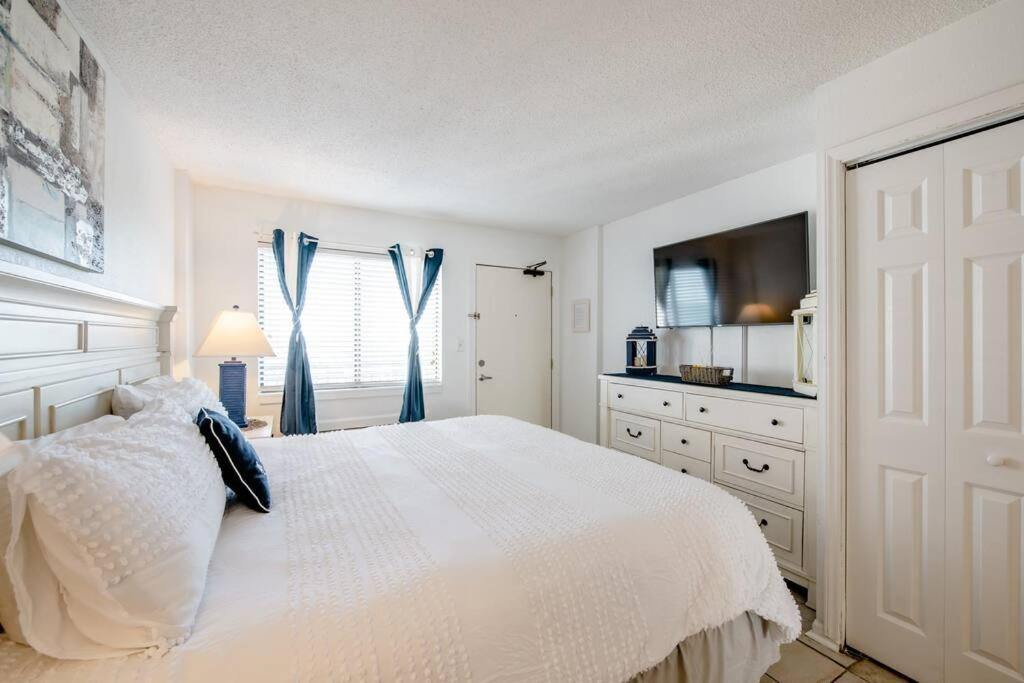 Royal Retreat-Amazing View-King Bed-1 Bedroom-Full Kitchen-Free Parking-Self Check-In Myrtle Beach Esterno foto