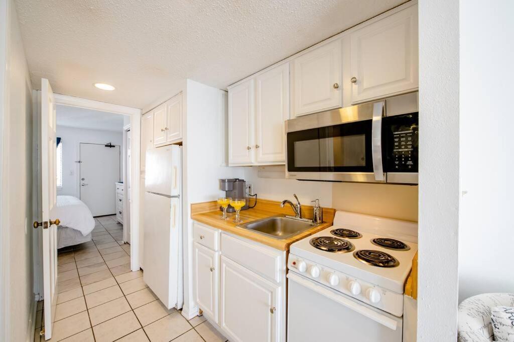 Royal Retreat-Amazing View-King Bed-1 Bedroom-Full Kitchen-Free Parking-Self Check-In Myrtle Beach Esterno foto