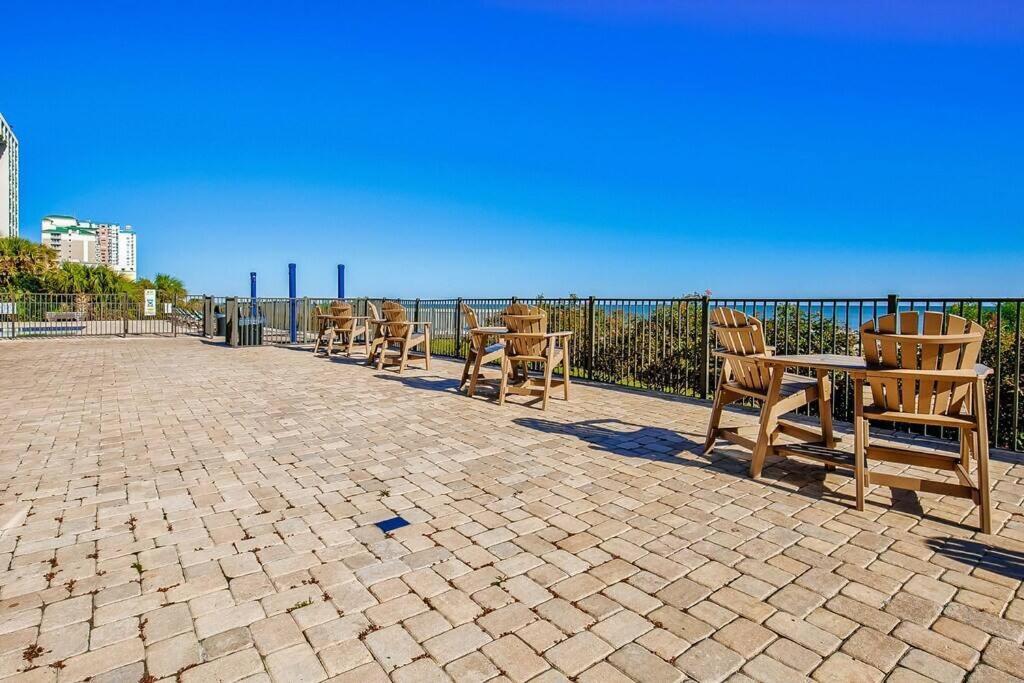 Royal Retreat-Amazing View-King Bed-1 Bedroom-Full Kitchen-Free Parking-Self Check-In Myrtle Beach Esterno foto