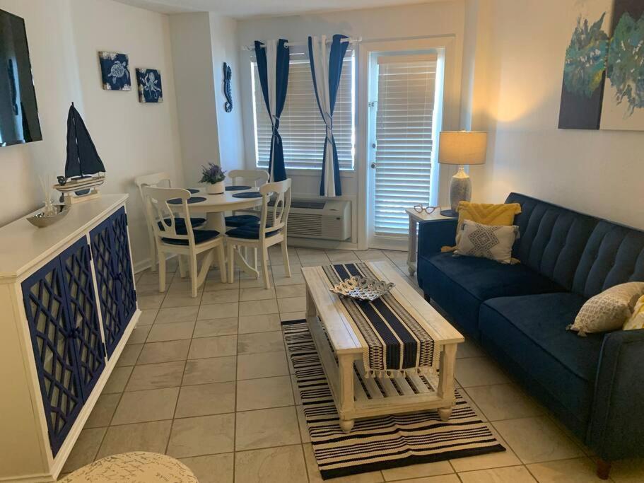 Royal Retreat-Amazing View-King Bed-1 Bedroom-Full Kitchen-Free Parking-Self Check-In Myrtle Beach Esterno foto
