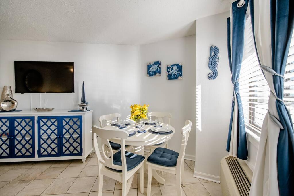 Royal Retreat-Amazing View-King Bed-1 Bedroom-Full Kitchen-Free Parking-Self Check-In Myrtle Beach Esterno foto