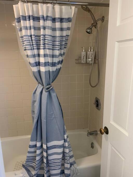 Royal Retreat-Amazing View-King Bed-1 Bedroom-Full Kitchen-Free Parking-Self Check-In Myrtle Beach Esterno foto