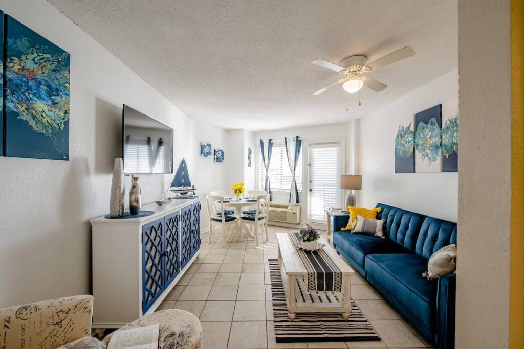 Royal Retreat-Amazing View-King Bed-1 Bedroom-Full Kitchen-Free Parking-Self Check-In Myrtle Beach Esterno foto